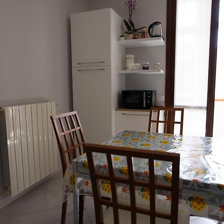 リヴォルノCasa Le Cortiアパートメント エクステリア 写真