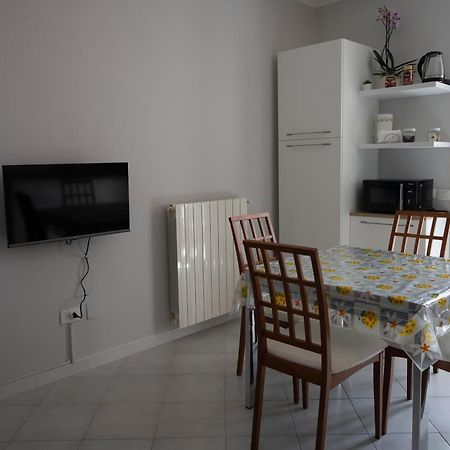 リヴォルノCasa Le Cortiアパートメント エクステリア 写真